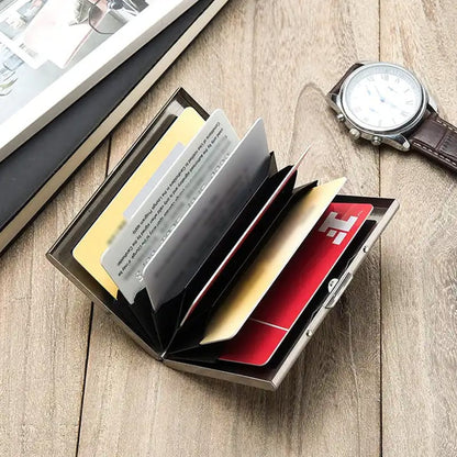 Perfektný darček - držiak na kreditné karty s RFID