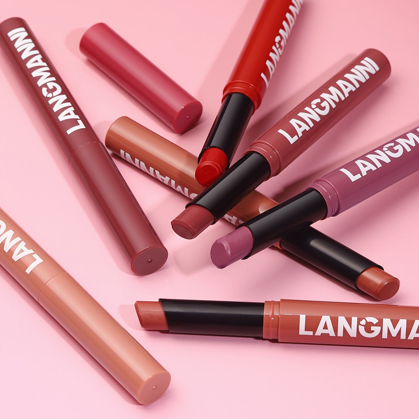 Dvanásťfarebný šikmý rotujúci matný rúž