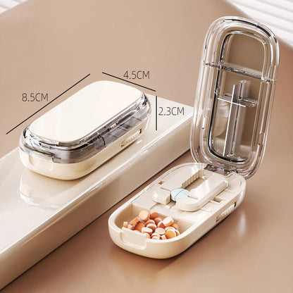 Prenosná krabička na lieky s rezačkou