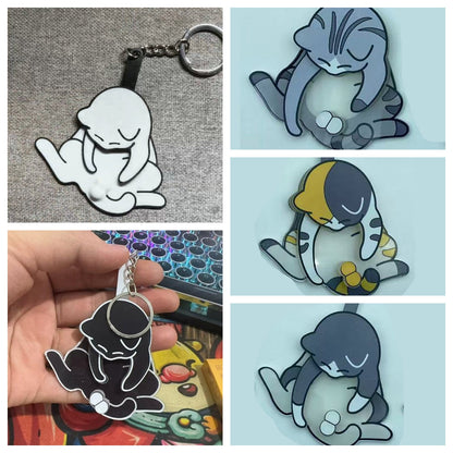 Hranie sa s vajíčkami a kľúčenkou pre mačiatka