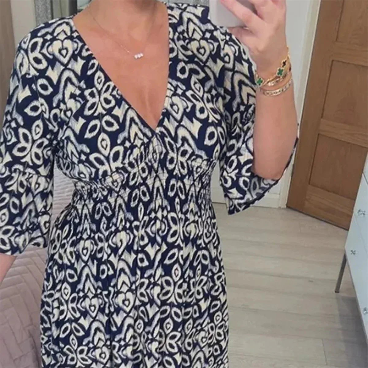 ✨Nové kvetinové ležérne šaty s výstrihom do V