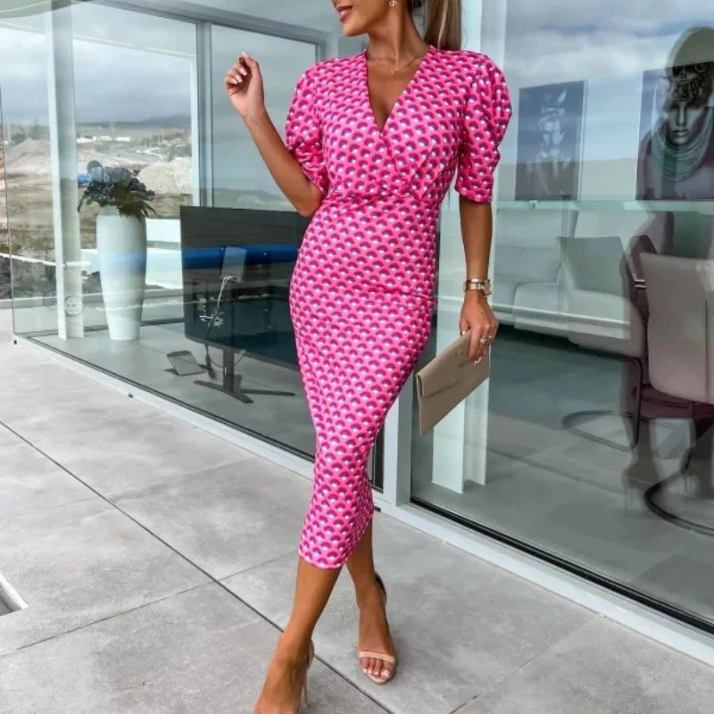 Dámske šaty s krátkym rukávom a výstrihom do V