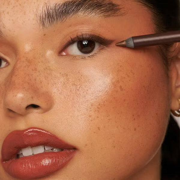 24-hodinová vodeodolná očná linka Duo ostriteľná ceruzka na oči