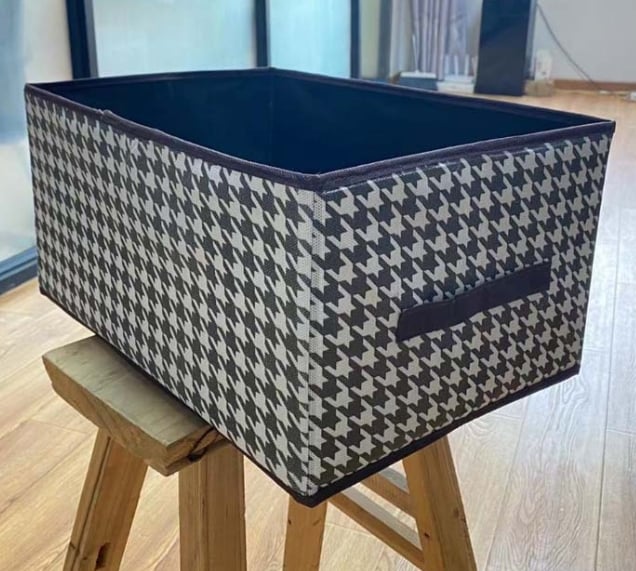 Skladací organizér na džínsy do skrine