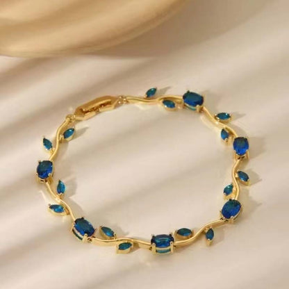 Jedinečný náramok s príveskom pre ženy